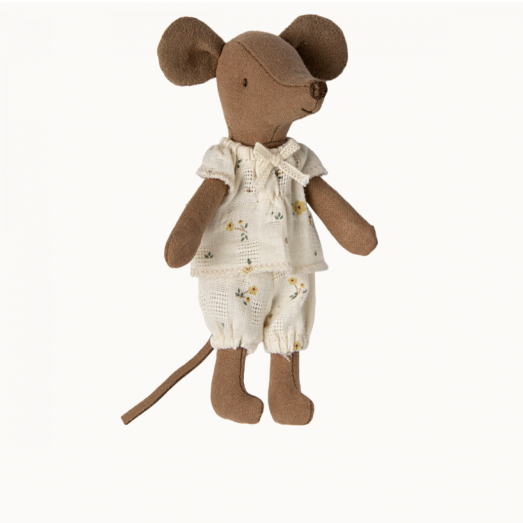 Big Sister Mouse in Matchbox
