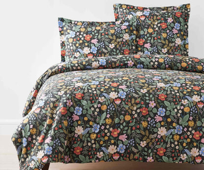 Percale Comforter - Strawberry Fields Black