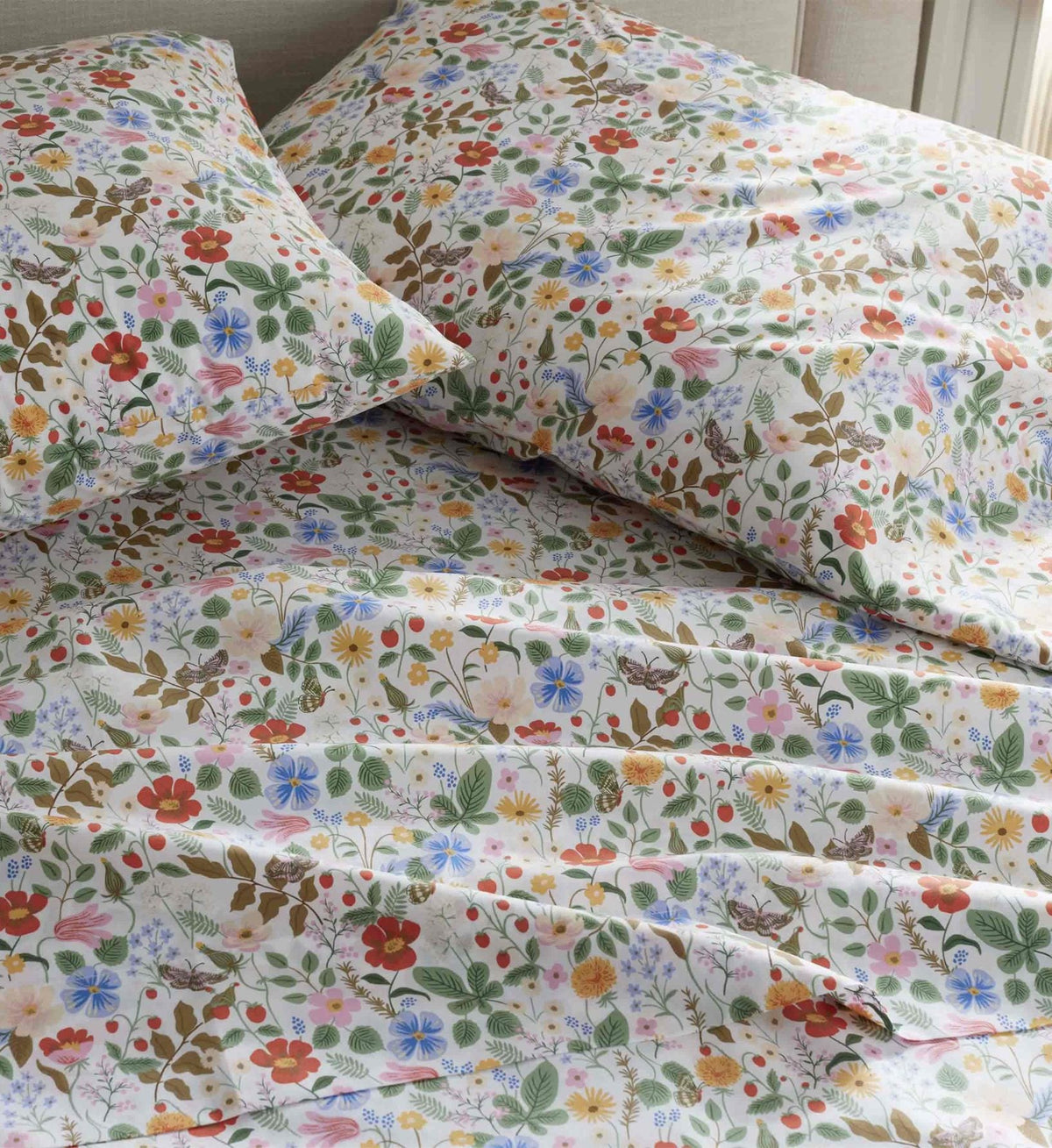 Percale Fitted Sheet - Strawberry Fields White