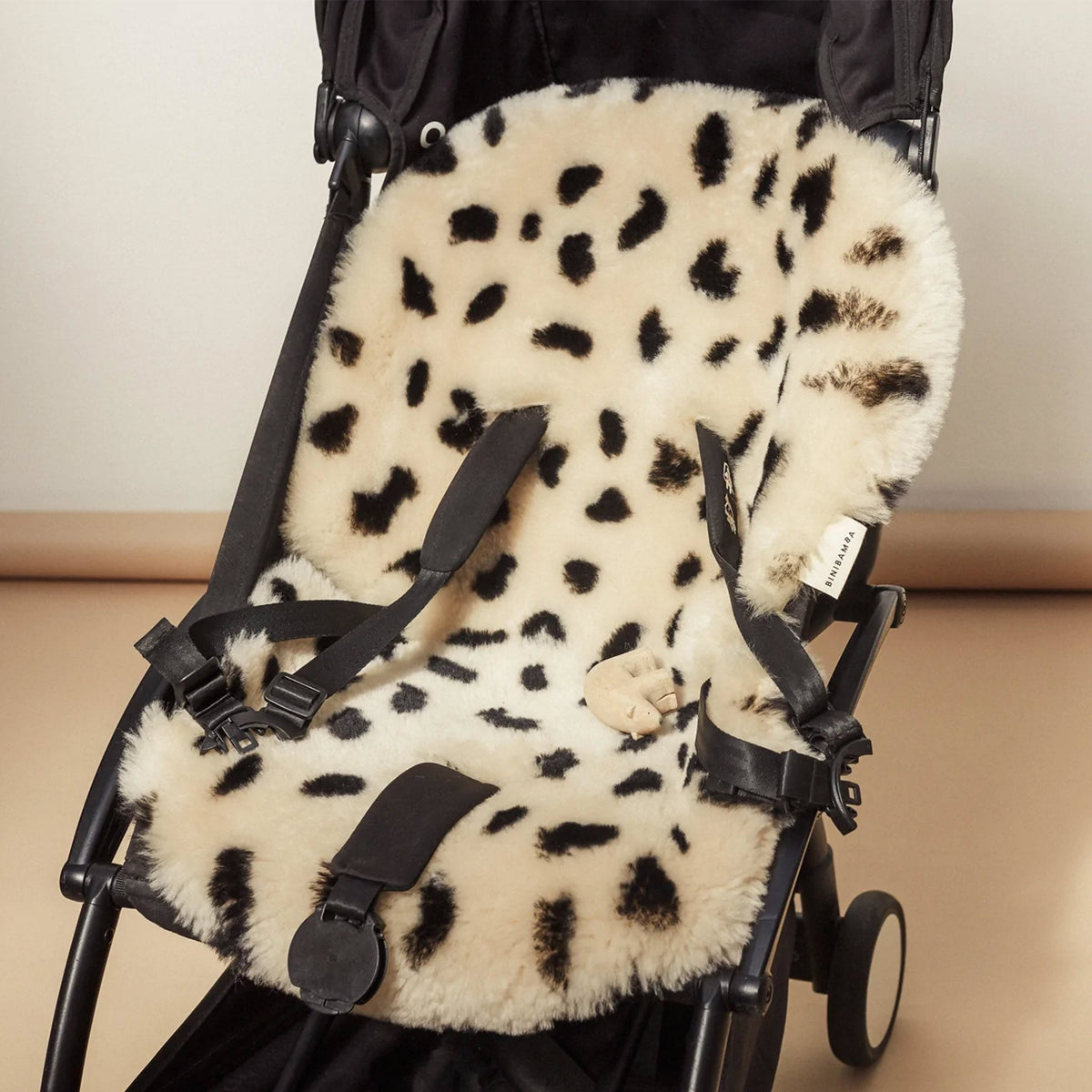 BINIBAMBA Sheepskin Snuggler Buggy Liner