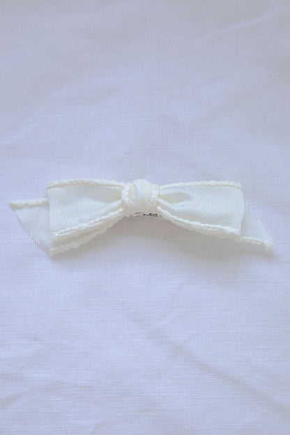 Bonnie Bow Clip White