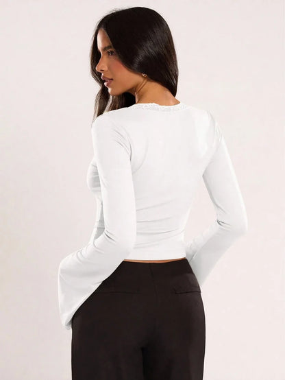 CONTRAST LACE SQUARE NECK FLARE SLEEVE TOP