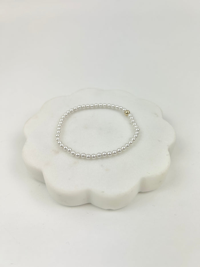 eGirl Classic 3mm Pearl Bead Bracelet Bracelets in at Wrapsody