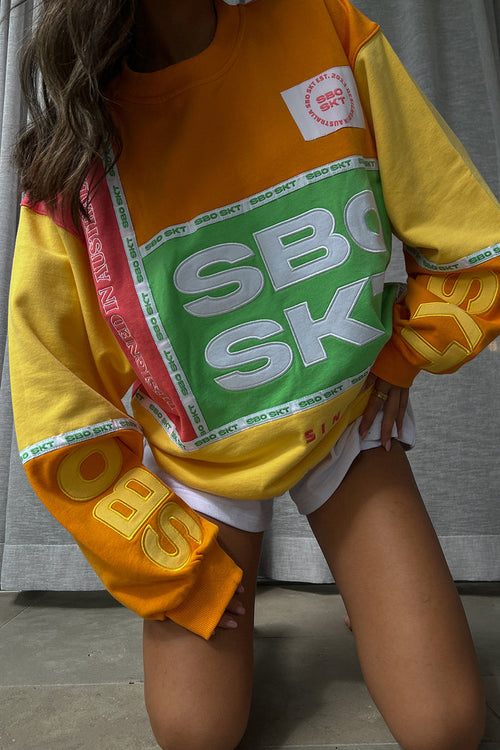 Hidden Valley Oversized Vintage Sweater - Orange Green Yellow Pink