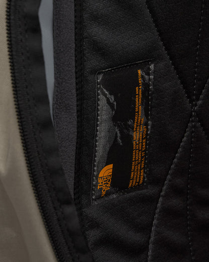 The North Face Hot Shot Sling Stone Slab/Cumu Bags and Backpacks Backpacks NF0A8JCESM41 NFSM4