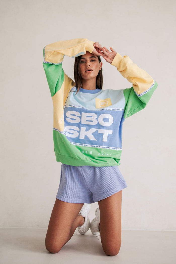 Hourglass Oversized Vintage Sweater - Blue Yellow Green