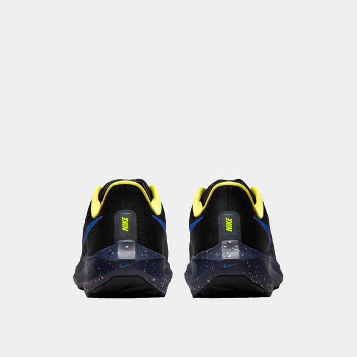 Rear view of the Men's Nike Air Zoom Pegasus 39 Running Shoes.