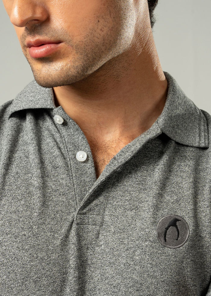 Men's grey short-sleeve polo shirt, button placket and fold-over collar