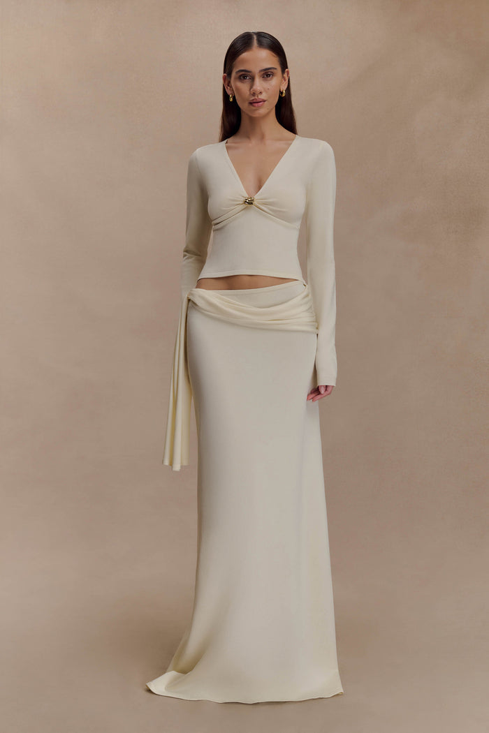 Miraby Front Ruched Knit Long Sleeve Top - Ivory