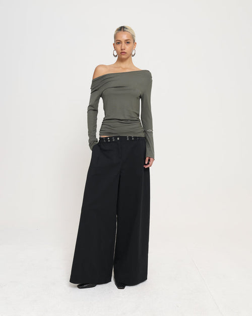 OFF SHOULDER LS TOP - Sage