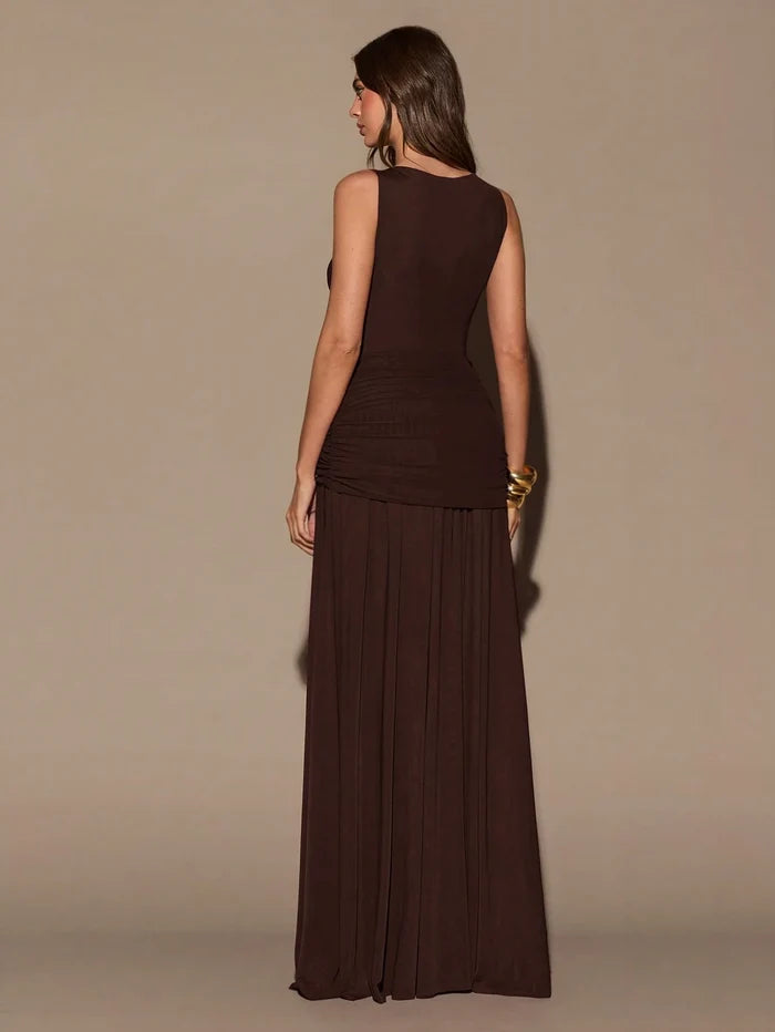 ROUND NECK SLEEVELESS TWIST WAIST MAXI DRESS