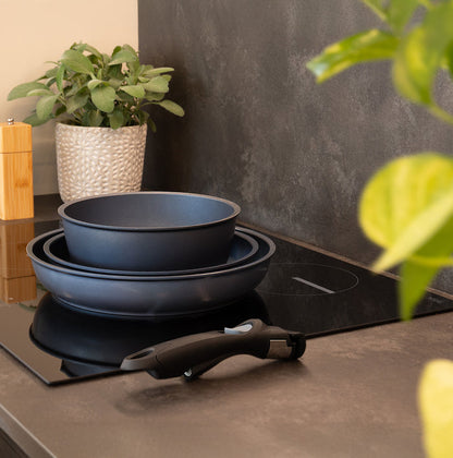Set ceramico 2 pezzi - Padelle 24 cm + 28 cm con Manico Staccabile