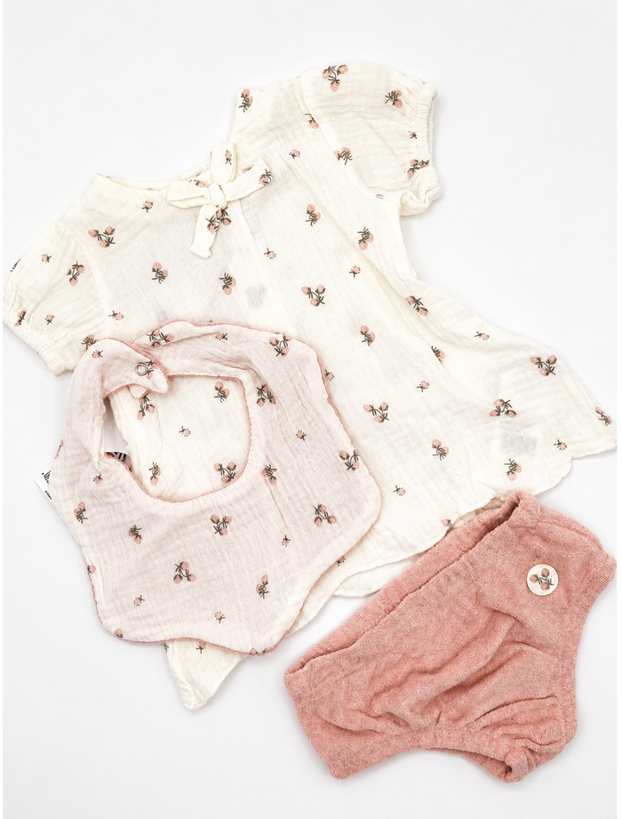 Strawberry Design Hamper