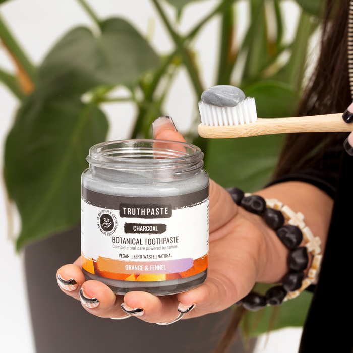 Truthpaste Botanical Toothpaste Charcoal : Orange & Fennel 100ml