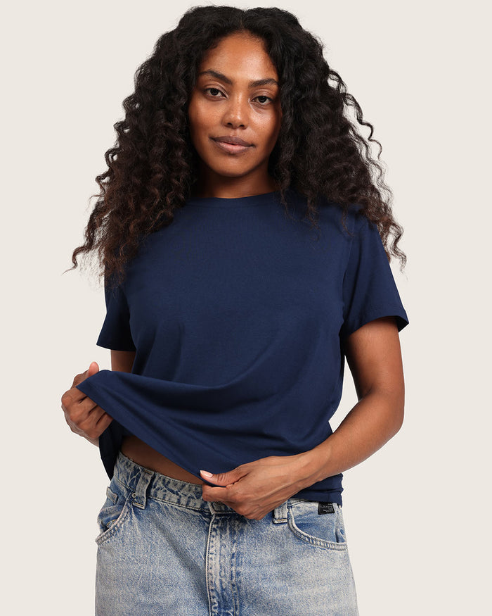 Women's Classic Crew Neck T-Shirt - Navy