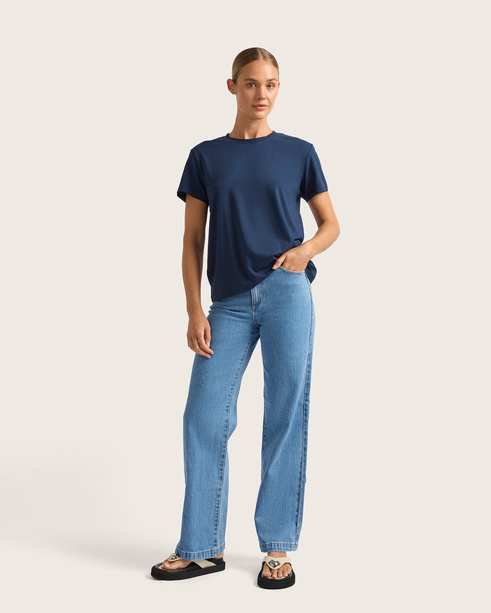 Women's Classic Crew Neck T-Shirt - Navy