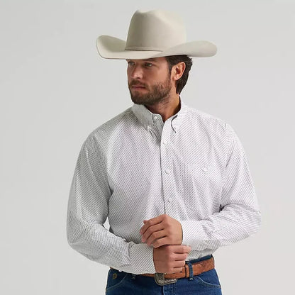 Wrangler Men's L/S George Strait Solid Button Down Shirt in White Waves